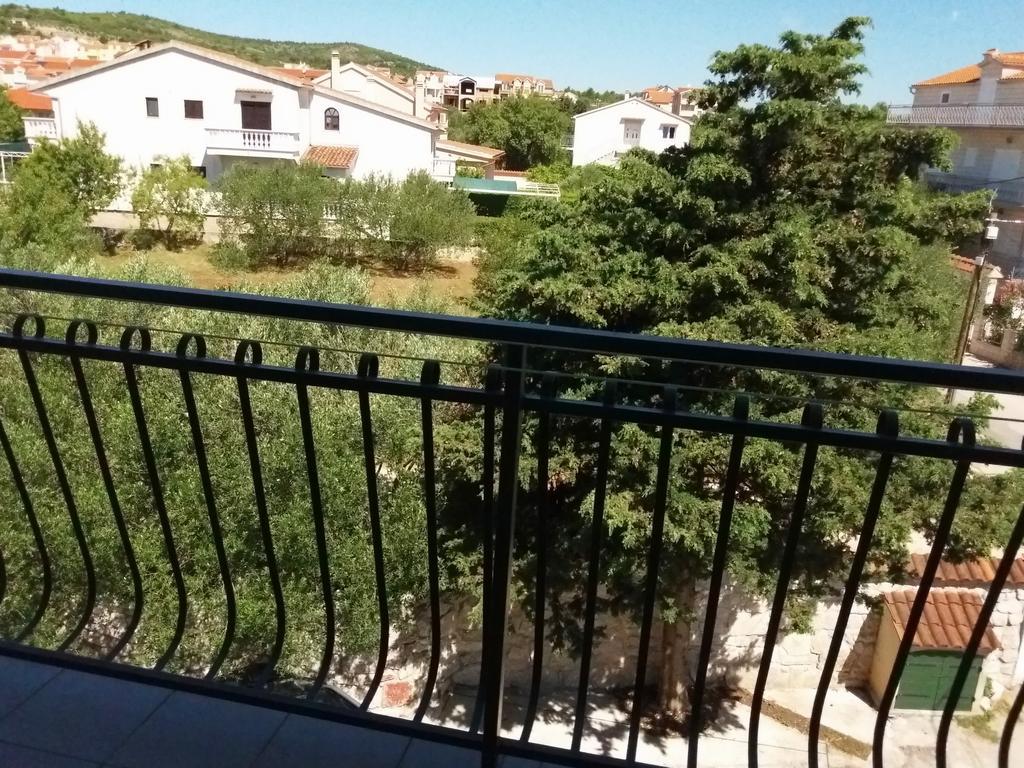 Apartments Meri Vodice Exterior photo