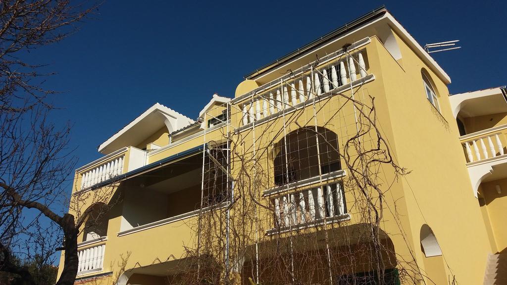 Apartments Meri Vodice Exterior photo